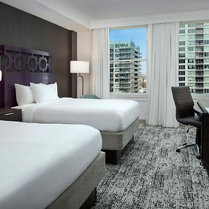 Upper Floors Queen Room